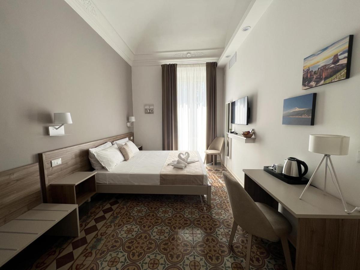 Nove Volte B&B Katanya Dış mekan fotoğraf